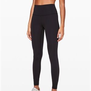Black Lululemon Wunder Under